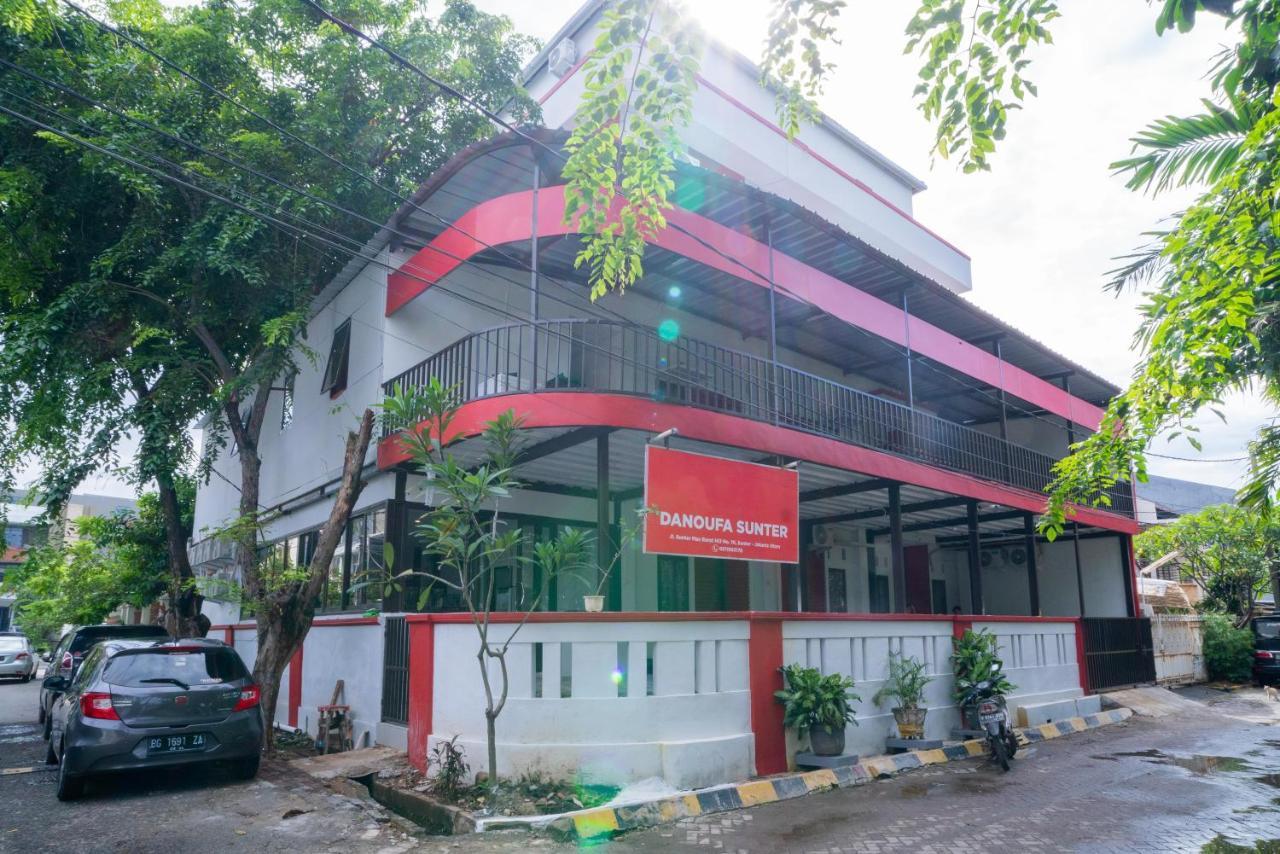 Reddoorz Plus Near Itc Cempaka Mas 2 Jakarta Ngoại thất bức ảnh